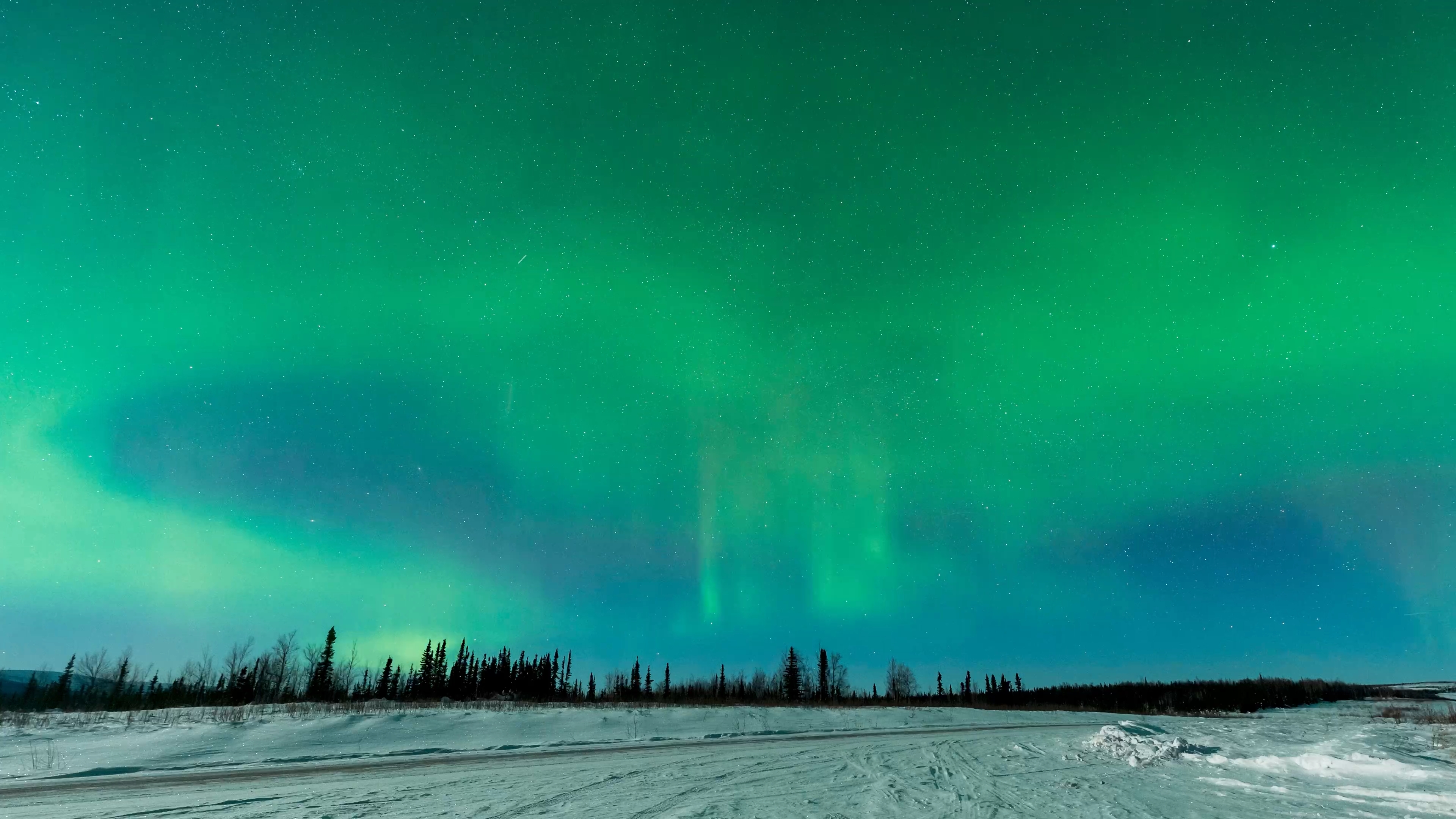 Full night timelapse video of the aurora borealis from Coldfoot, Alaska.